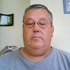 Pour dialoguer avec alain58000, telechargez son Messenger