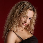 Allia, 27 ans, Versailles