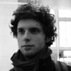 Pour dialoguer avec antoineleaud, telechargez son Messenger