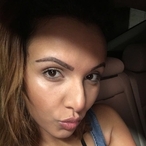 Tchat en direct avec Bella77127