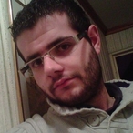 Pour dialoguer avec benjy028, telechargez son Messenger
