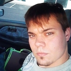 Pour dialoguer avec chris8200082, telechargez son Messenger