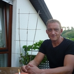 Pour dialoguer avec christophe090767, telechargez son Messenger