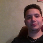 Pour dialoguer avec doudoudu86, telechargez son Messenger