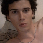 Pour dialoguer avec erwan5649, telechargez son Messenger