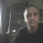 Pour dialoguer avec francis728, telechargez son Messenger