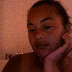 Tchat en direct avec Istina