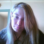 Pour dialoguer avec jessica4193, telechargez son Messenger