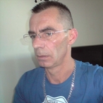 Pour dialoguer avec julien1044, telechargez son Messenger