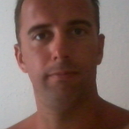 Pour dialoguer avec michael34200, telechargez son Messenger