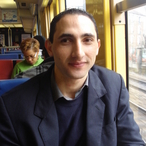 Pour dialoguer avec noureddine2010, telechargez son Messenger
