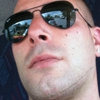 Pour dialoguer avec pyteespagne, telechargez son Messenger