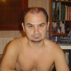 Pour dialoguer avec sexlover94, telechargez son Messenger