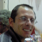 Pour dialoguer avec sexytoys071, telechargez son Messenger