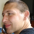 Pour dialoguer avec sylvain8589, telechargez son Messenger