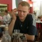 Pour dialoguer avec toftof291, telechargez son Messenger