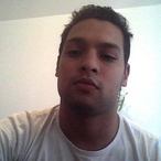 Pour dialoguer avec walid9040, telechargez son Messenger