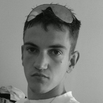Pour dialoguer avec williammarion, telechargez son Messenger