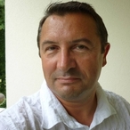 Pour dialoguer avec yehouda39, telechargez son Messenger
